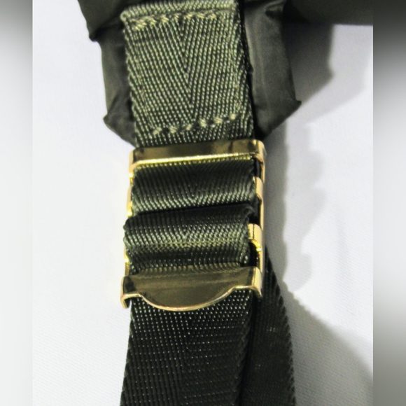 Urban Fit backpack, quilted design, great for small computers. EUC! - Picture 4 of 15